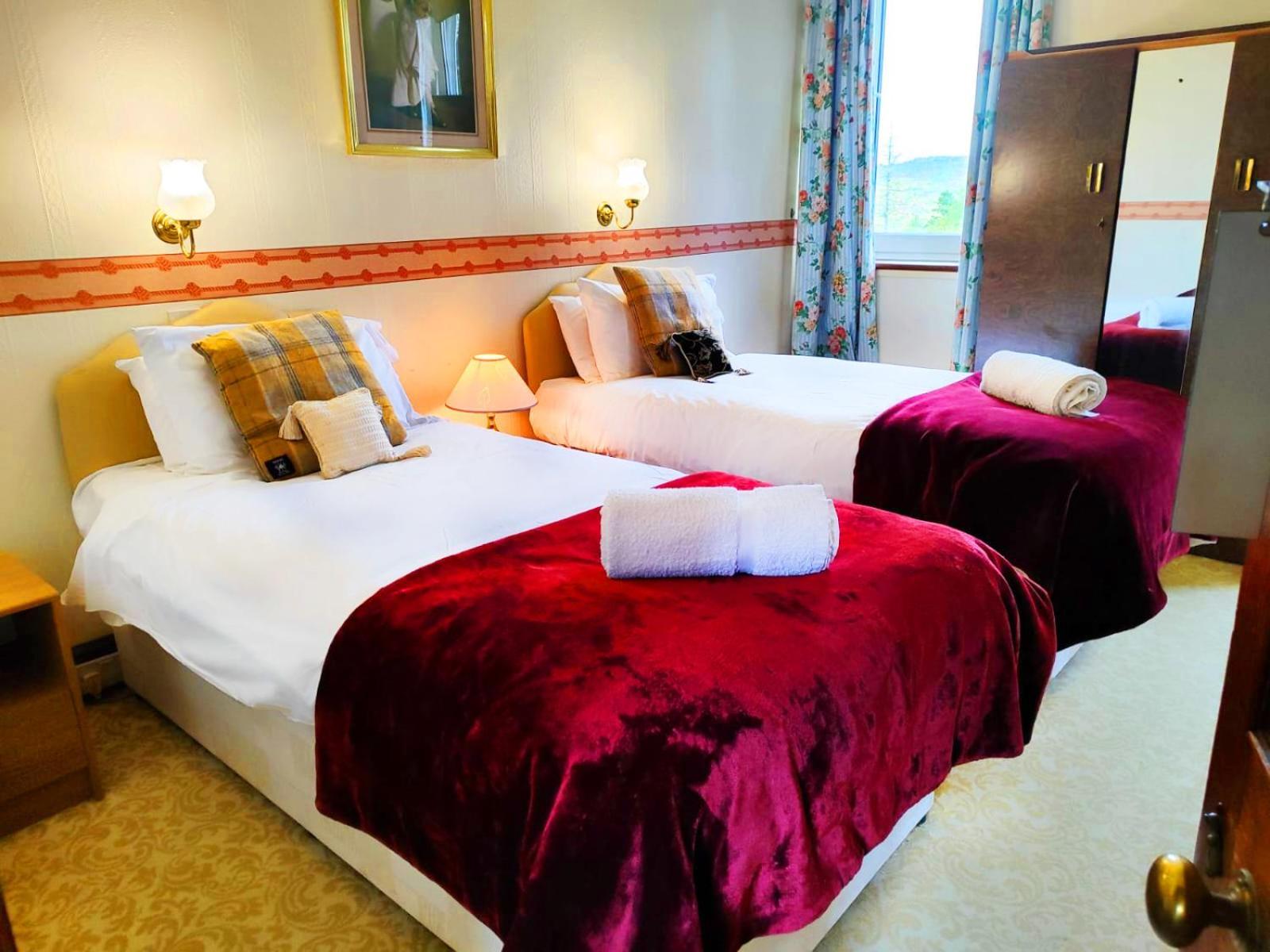 The Falls - Value Rooms At Aultnagar Estate 레어그 외부 사진