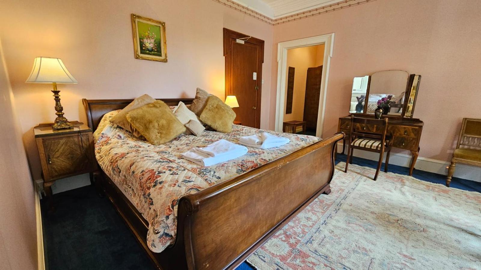The Falls - Value Rooms At Aultnagar Estate 레어그 외부 사진