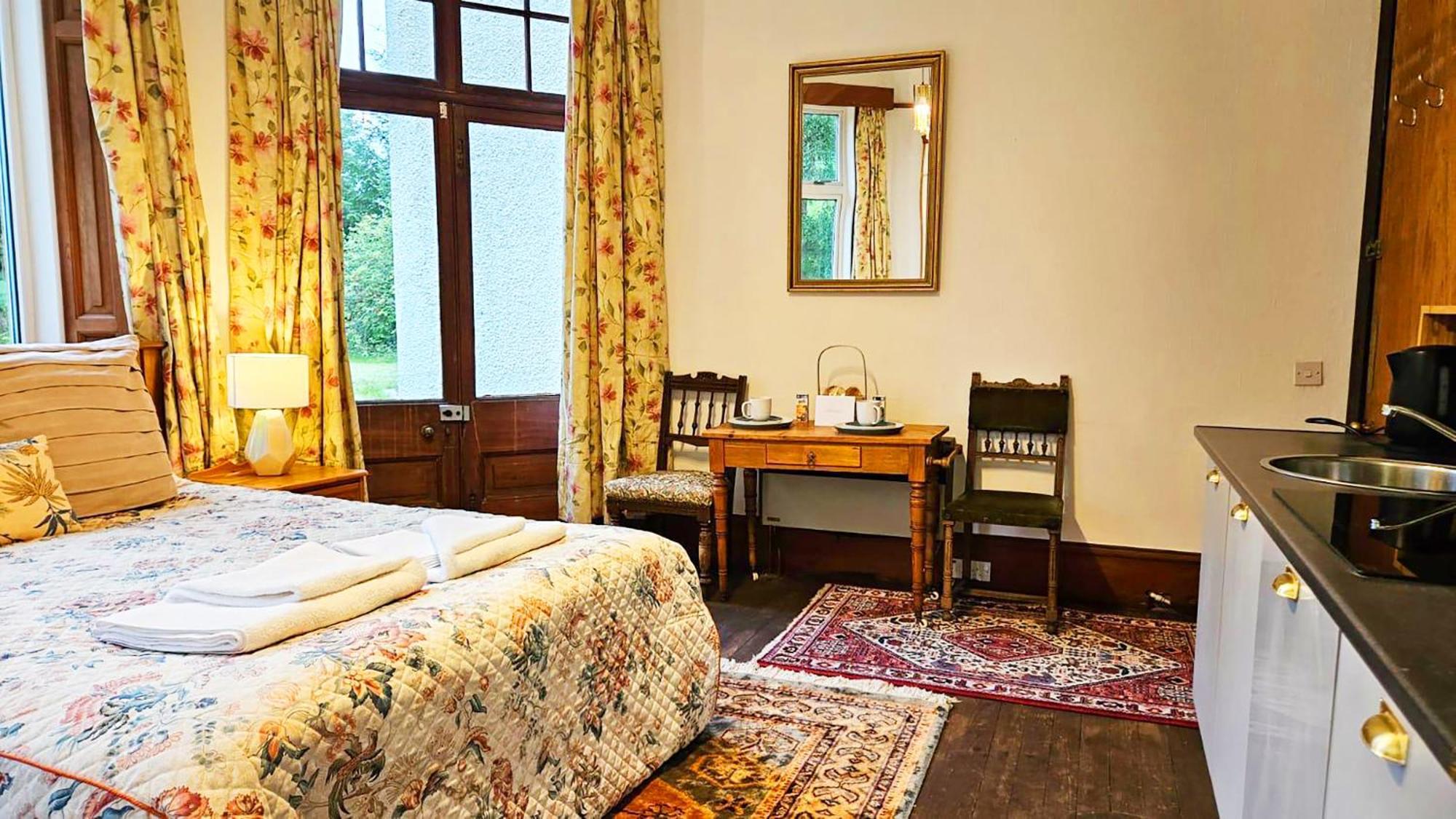 The Falls - Value Rooms At Aultnagar Estate 레어그 외부 사진