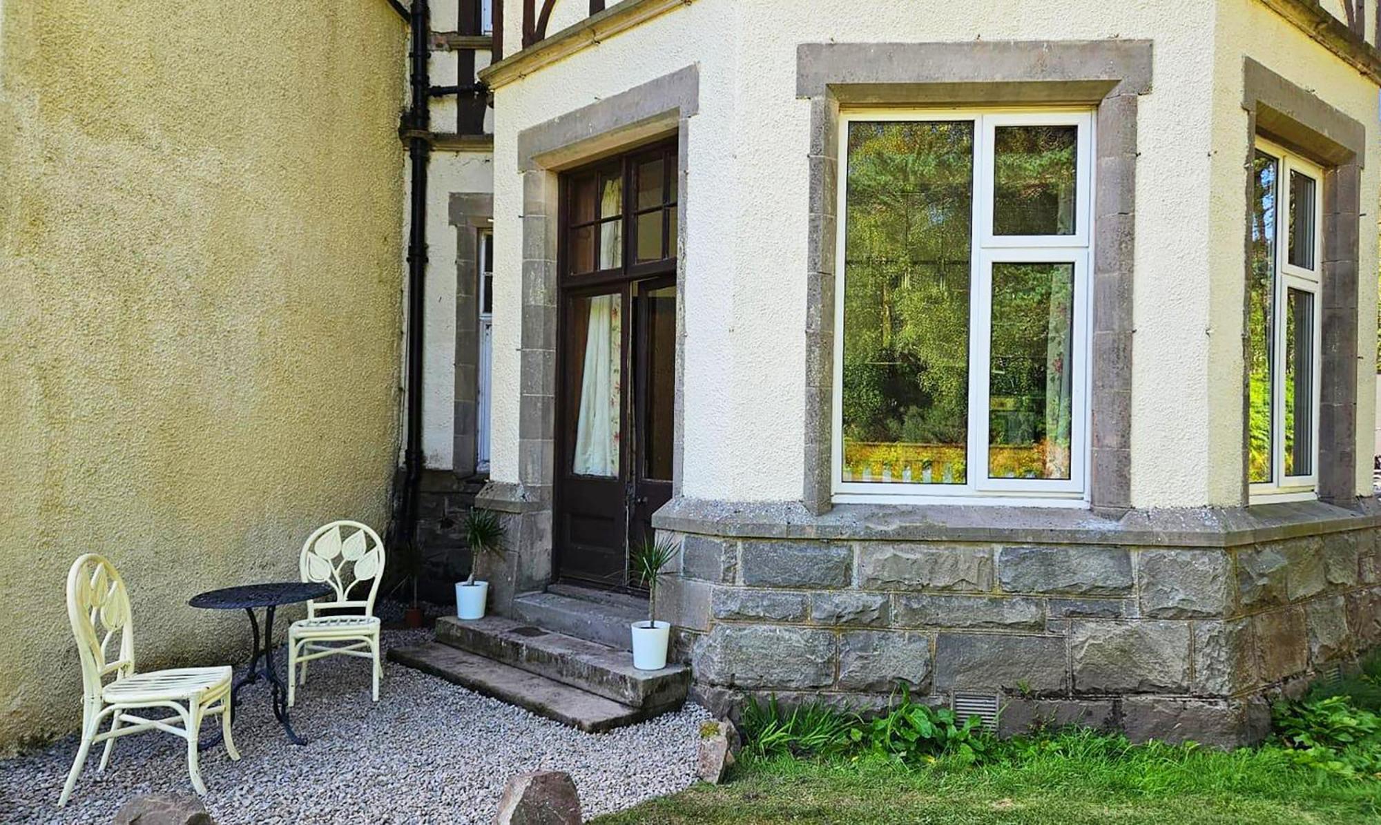 The Falls - Value Rooms At Aultnagar Estate 레어그 외부 사진